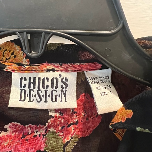 Chicos ruffle blouse - Picture 2 of 2